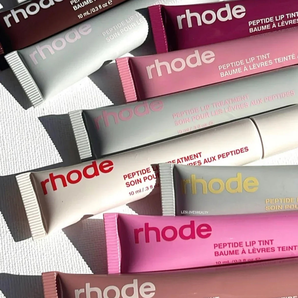 multi-functional Lip Plumping Gloss & Lip Oil.