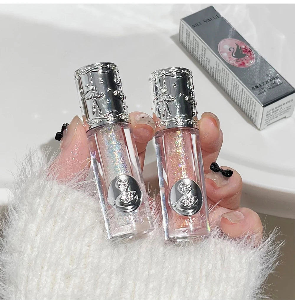 sparkle and glamour to your eyes with this liquid fine shimmer eyeshadow