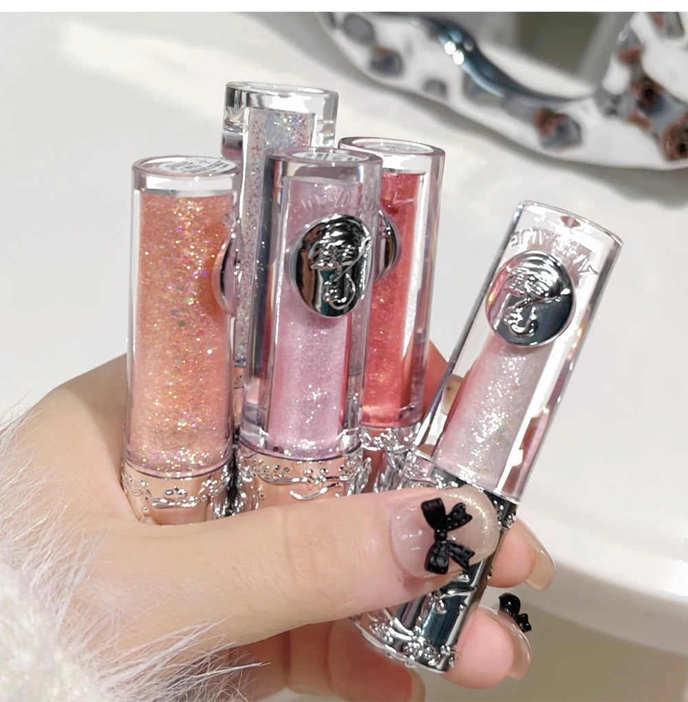 sparkle and glamour to your eyes with this liquid fine shimmer eyeshadow